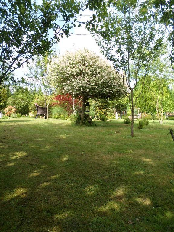 La Chevallerie B&B Isigny-le-Buat Exteriér fotografie