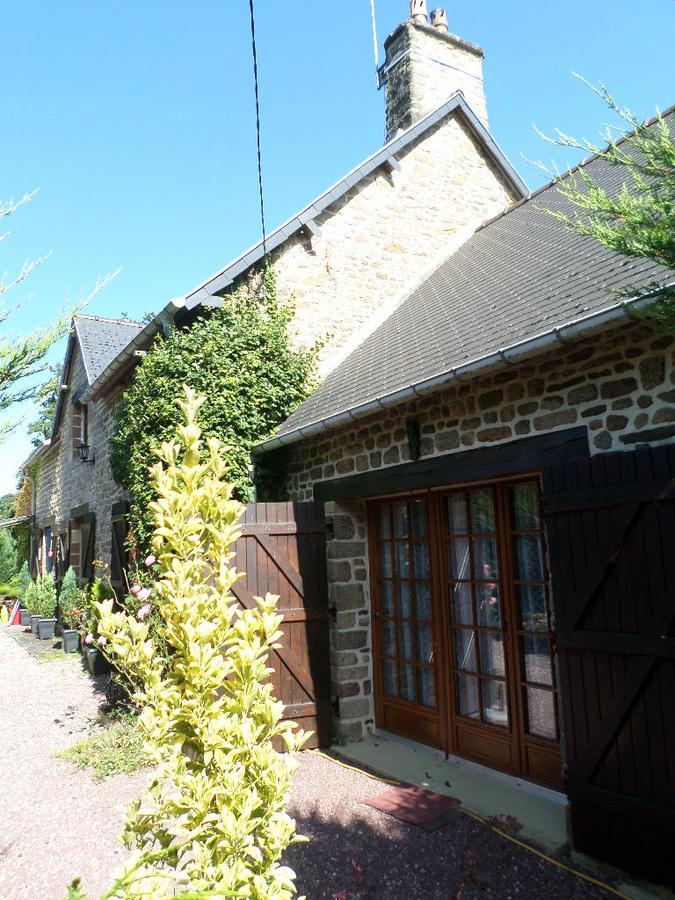 La Chevallerie B&B Isigny-le-Buat Exteriér fotografie